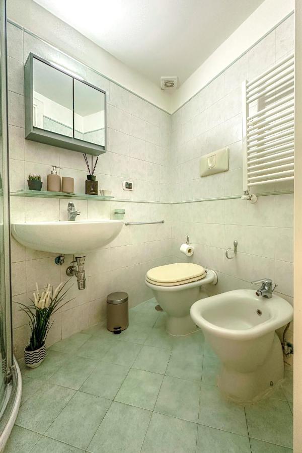 4 Giornate Apartment Νάπολη Εξωτερικό φωτογραφία